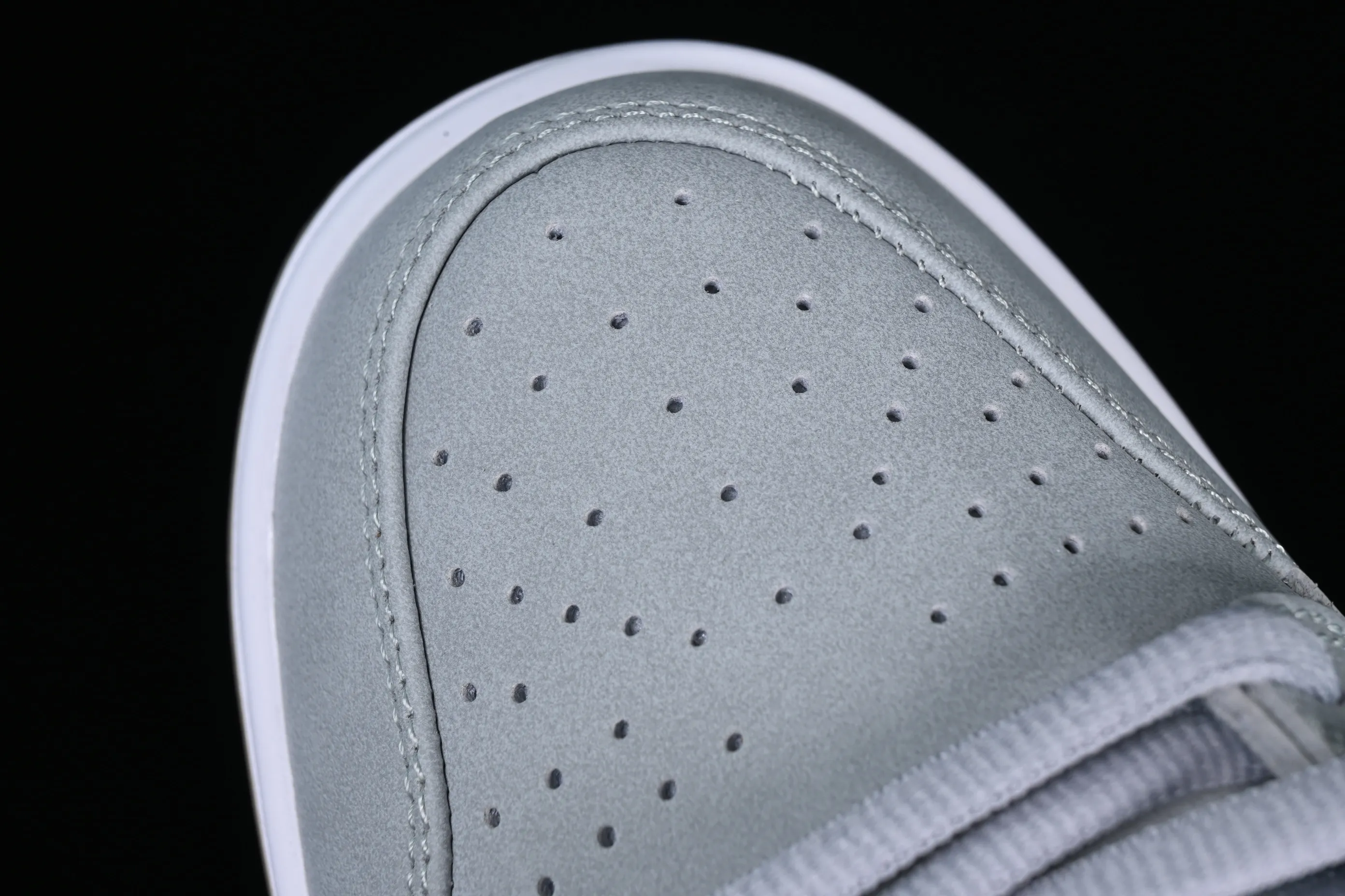 All Categories Nk SB Dunk Series Nk SB Dunk Low Low-top sneakers Cost-effective version Nk SB Dunk Low "Grey Gum" gray raw rubber SB low-top casual sneakers DV5464-001
